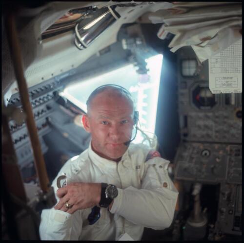 Buzz Aldrin na pokładzie lądownika Eagle (Orzeł), Apollo 11, 20-21.07.1969, fot. Neil Armstrong